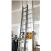 Image 1 : ALUMINUM 20' EXTENDABLE LADDER
