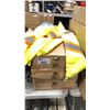 Image 2 : 3 BOXES OF REFLECTIVE CLOTHING