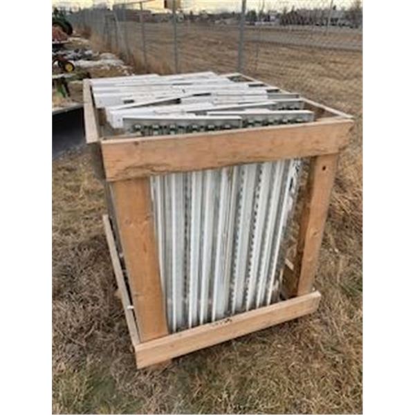 PALLET OF FLOURECENT LIGHTS