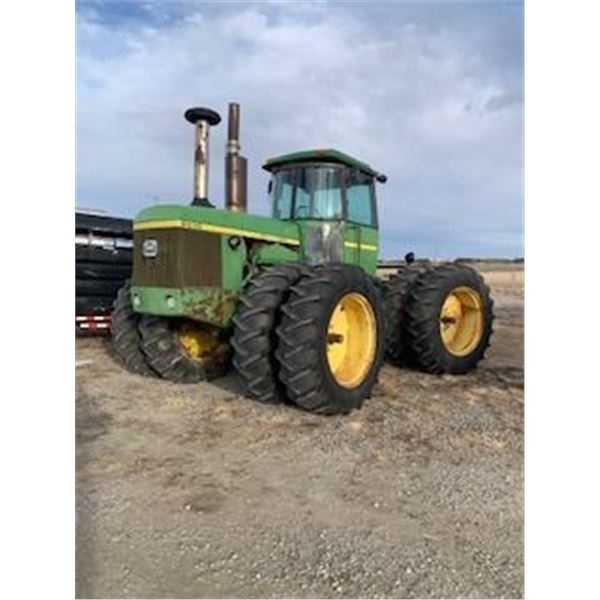 JOHN DEERE 8630 4 WHEEL DRIVE TRACTOR