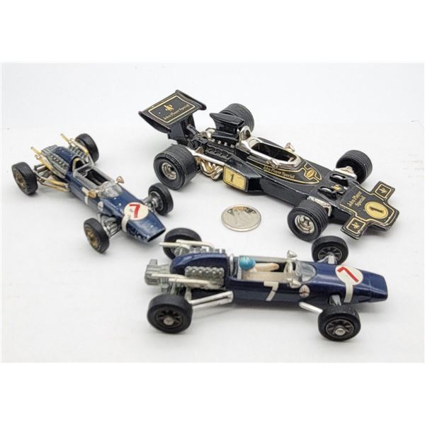 3 Corgi Toys Formula 1 Racing Cars John Player Special and Cooper Maserati