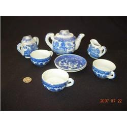 Blue Willow Tea Set