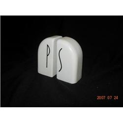 Ironstone S & P Shaker