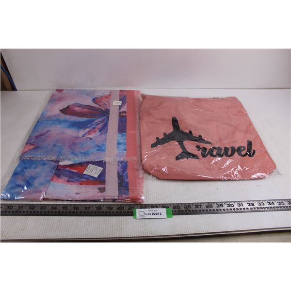 Scarf - Laurel Multi Pattern (NIB), Shoulder Bag "Travel" (NIB)