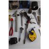 Image 6 : Sensor Street Lamp, Sonic Animal Guard, Retaining Spring Tool, Caulk Line, Foldable Knife, Calculato