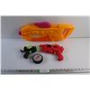 Image 1 : (3) Water Guns and Hockey Puck