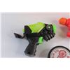 Image 6 : (3) Water Guns and Hockey Puck