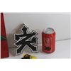 Image 2 : (3) Water Guns, Wall Clock, Coca Cola Can Puzzle and NY Decor