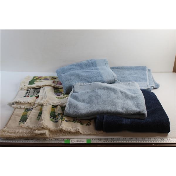 (4) Light Blue/Navy Bathroom Towels and (7) Kitchen Towels