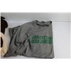 Image 2 : Saskatchewan Roughriders T Shirt - Size L and Plush Puppy