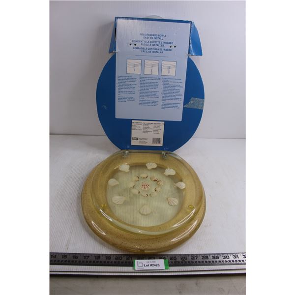 Exquisite "Beach Themed" Standard Bowl Toilet Seat with Lid - Appears Unused