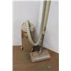 Image 4 : *Vintage Electrolux AP100 Vacuum- Powers On with Attachments and Hamper