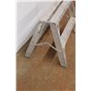 Image 3 : ** Aluminum Step Stool 24'' x 28 1/2''