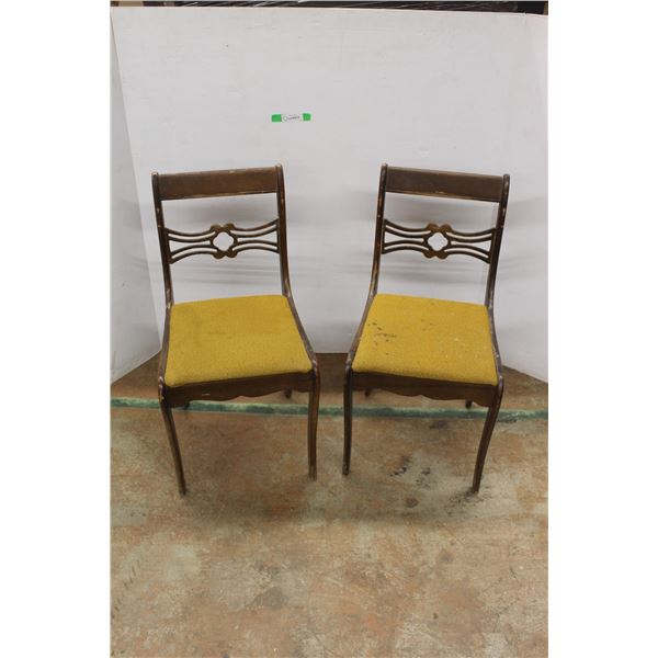 *(2) Cushion Chairs - 32'' x 16'' x 19''