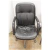 Image 2 : *Faux Leather Office Chair and Cushion Chair - 37'' x 28'' x 25''