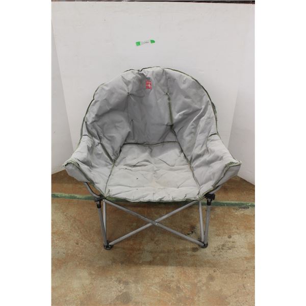 *(1) Outdoor Folding Chair - Some Damage - 37'' x 28'' x 33''