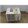 Image 4 : *Danby Window Air Conditioner - Untested, As Is - 21'' x 15'' x 19''