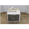Image 5 : *Danby Window Air Conditioner - Untested, As Is - 21'' x 15'' x 19''