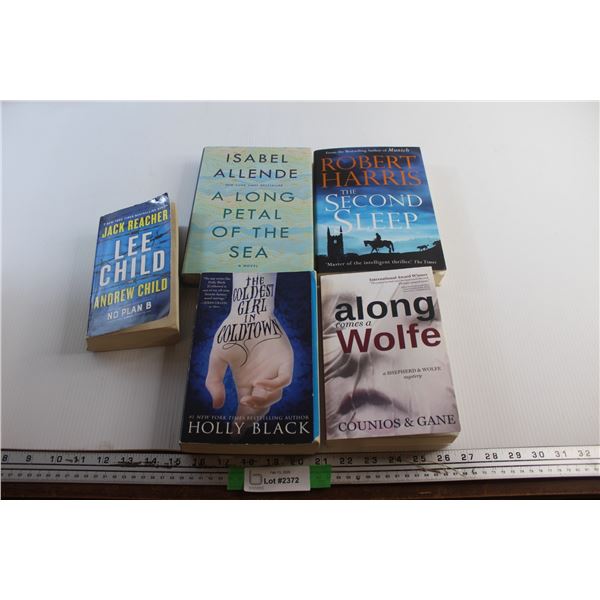 (5) Books - The Second Sleep, The Coldest Girl in Coldtown and Lee Child