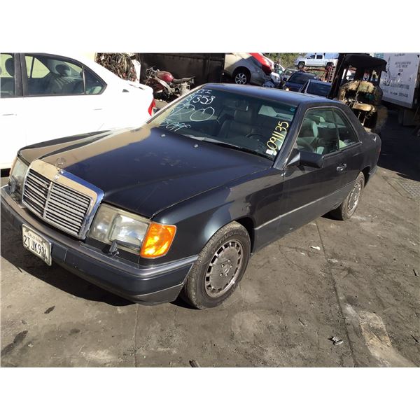 1990 Mercedes-Benz 300-CLASS