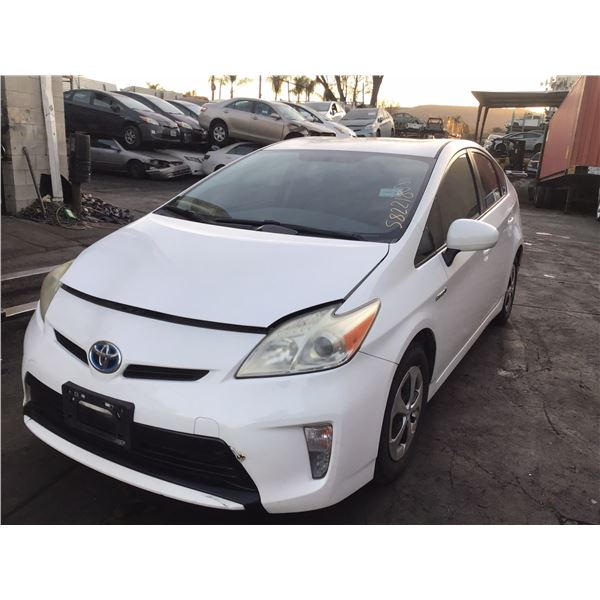 2013 TOYOTA PRIUS
