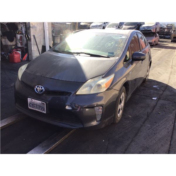 2013 TOYOTA PRIUS