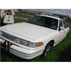 1997 FORD CROWN VIC #2FALP71W7VX114841  K-9 Unit Chief