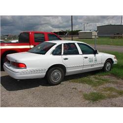 1997 FORD CROWN VIC VIN#2FALP71W0VX114843