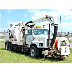 1995 NAVISTAR 2654 VIN#1HTGHAAT8SH672773