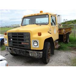1986 NAVISTAR 1654 FLATBED TRK