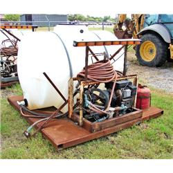 SPRAY RIG ON SKID