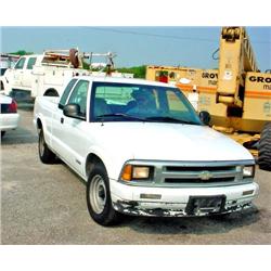 1996 CHEV S10 PU 1GCCS1940TK206639
