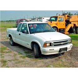 1996 CHEV S10 PK 1GCCS1943TK206635