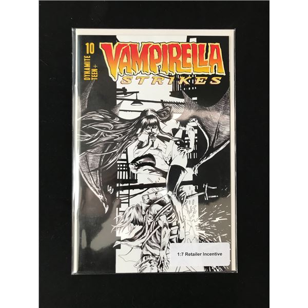DYNAMITE COMICS NO.10 VAMPIRELLA STRIKES