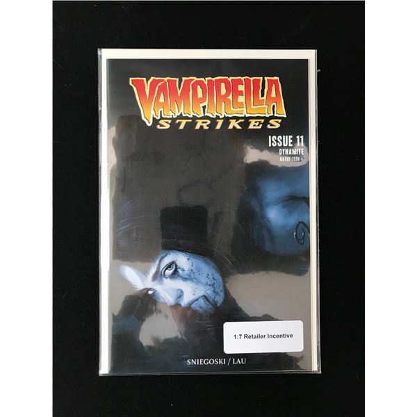 DYNAMITE COMICS NO.11 VAMPIRELLA STRIKES