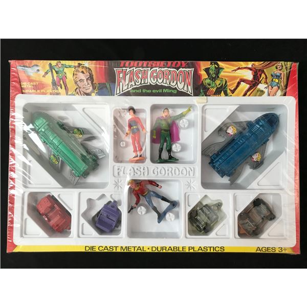 1978 Flash Gordon Tootsietoy Set Tootsie Toy Die Cast Figures Rocket Ship (NEW OLD STOCK)