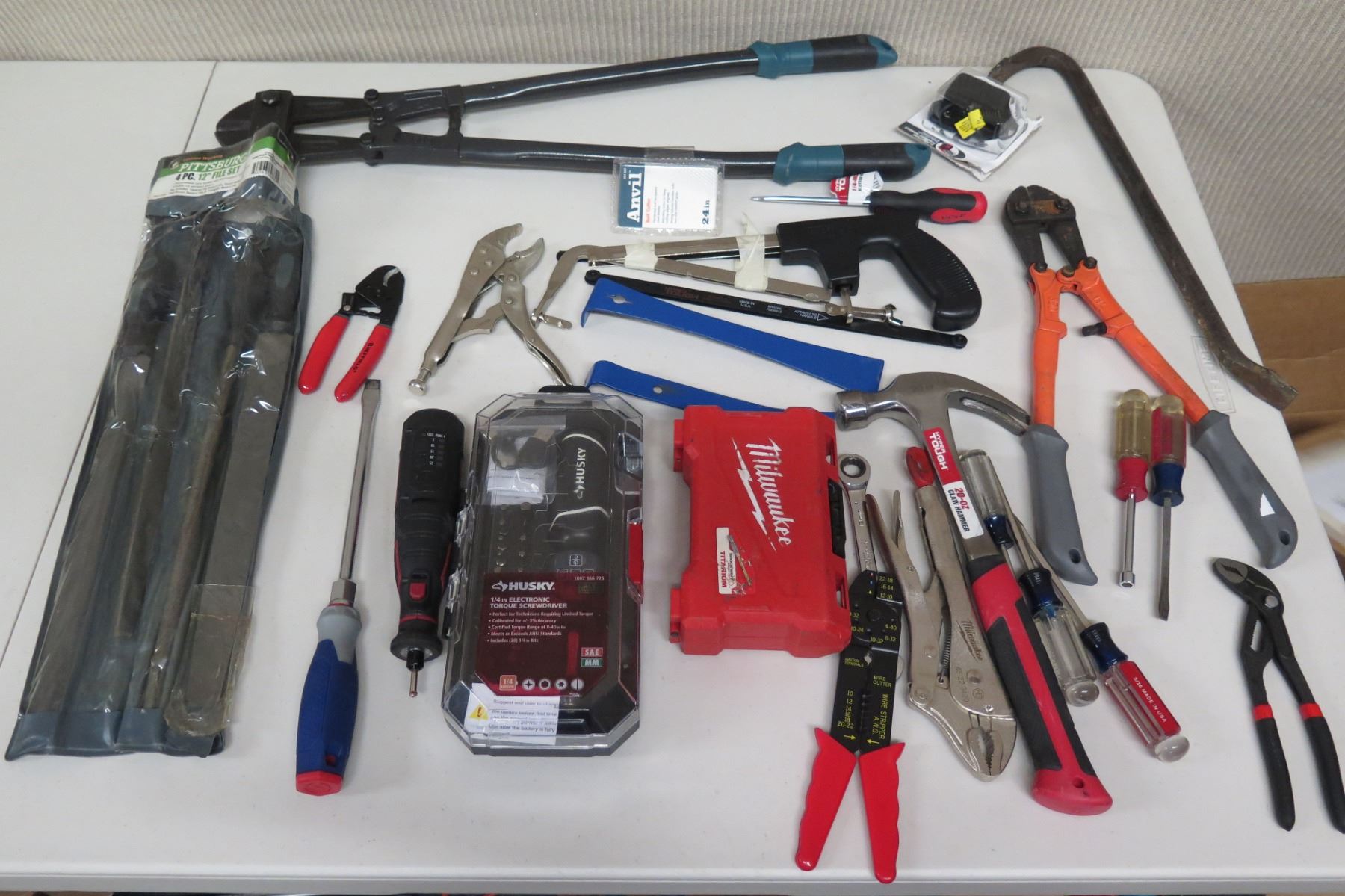 Multiple Hand Tools Multiple Hand Tools: Hammer, Wrenches, Drivers, Bolt Cutter, Bits, etc ...