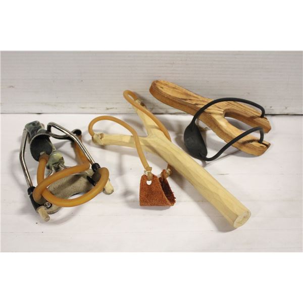 VINTAGE POCHET ROCKET SLING SHOT PEARLED HANDLE +