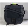Image 1 : KENSINGTON BRAND CANVAS SADDLE BAG- 16" X 15" X