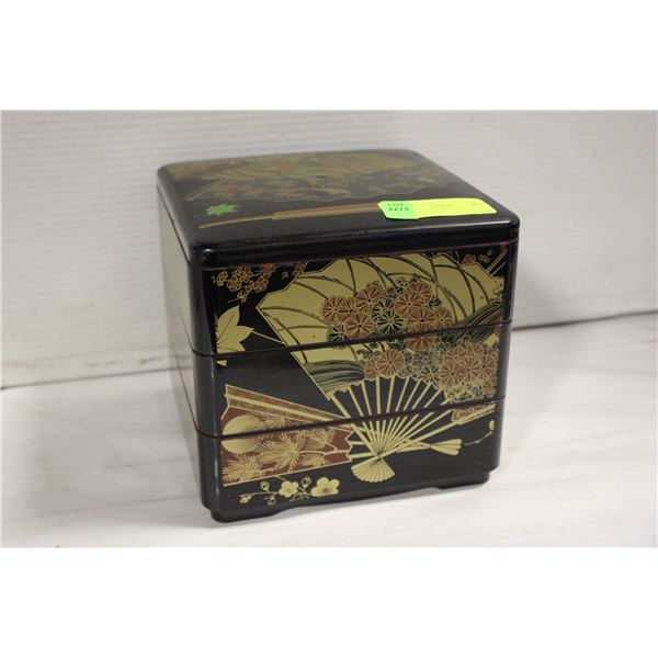 VINTAGE JAPANESE 3 TIER STACKING BOX