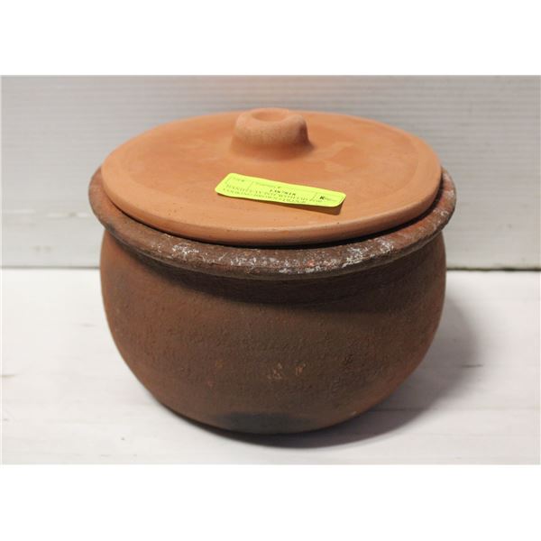 HAND CLAY POT WITH LID FOR COOKING BROWN COLOUR