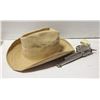 Image 1 : VINTAGE CAP GUN & COWBOY HAT - ESTATE