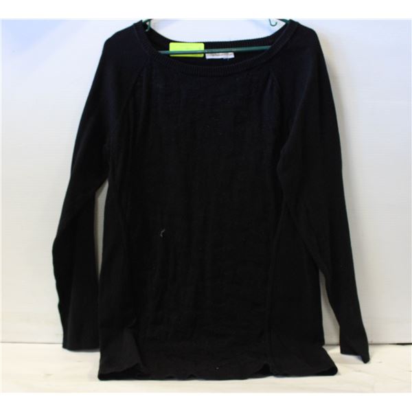 LADIES BLACK FLEECE SWEATER SIZE LARGE