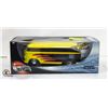 Image 1 : HOTWHEELS CUSTOMIZED VW DRAG BUS 1/18 SCALE