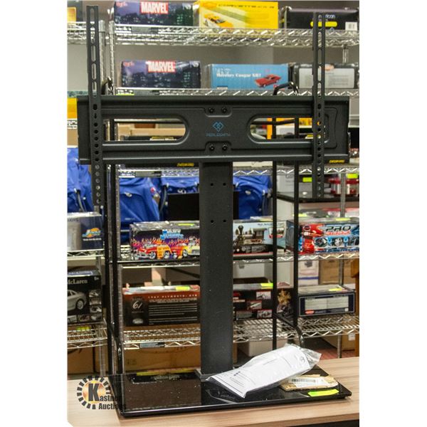NEWLY ASSEMBLED PEARLESMITH MONITOR MOUNT PSTVS11