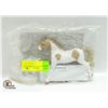 Image 1 : NEW SCHLEICH PAINT HORSE MARE