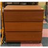 Image 1 : VINTAGE TEAK-STYLE 3-DRAWER ROLLING DRESSER