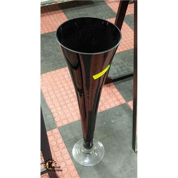 BLACK GLASS VASE H-31.5"