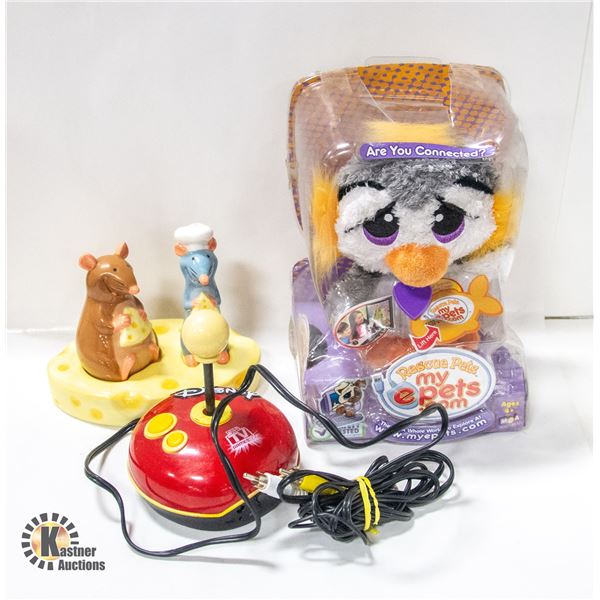 DISNEY RATATOUILLE SALT & PEPPER SHAKERS W/STAND+