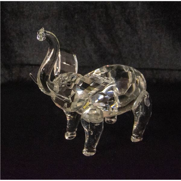 "SHANNON HANDMADE CRYSTAL" ELEPHANT H-6" L-6.5"